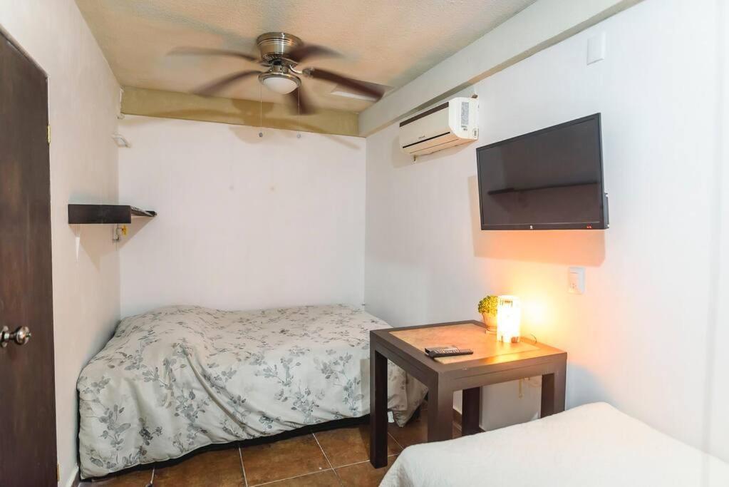 Departamento Grande Con 2 Recamaras Con Aire 5 Camas Wifi 115Mb, Cocina .Cochera Techada, #4 巴耶斯城 外观 照片
