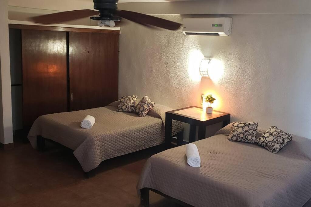 Departamento Grande Con 2 Recamaras Con Aire 5 Camas Wifi 115Mb, Cocina .Cochera Techada, #4 巴耶斯城 外观 照片
